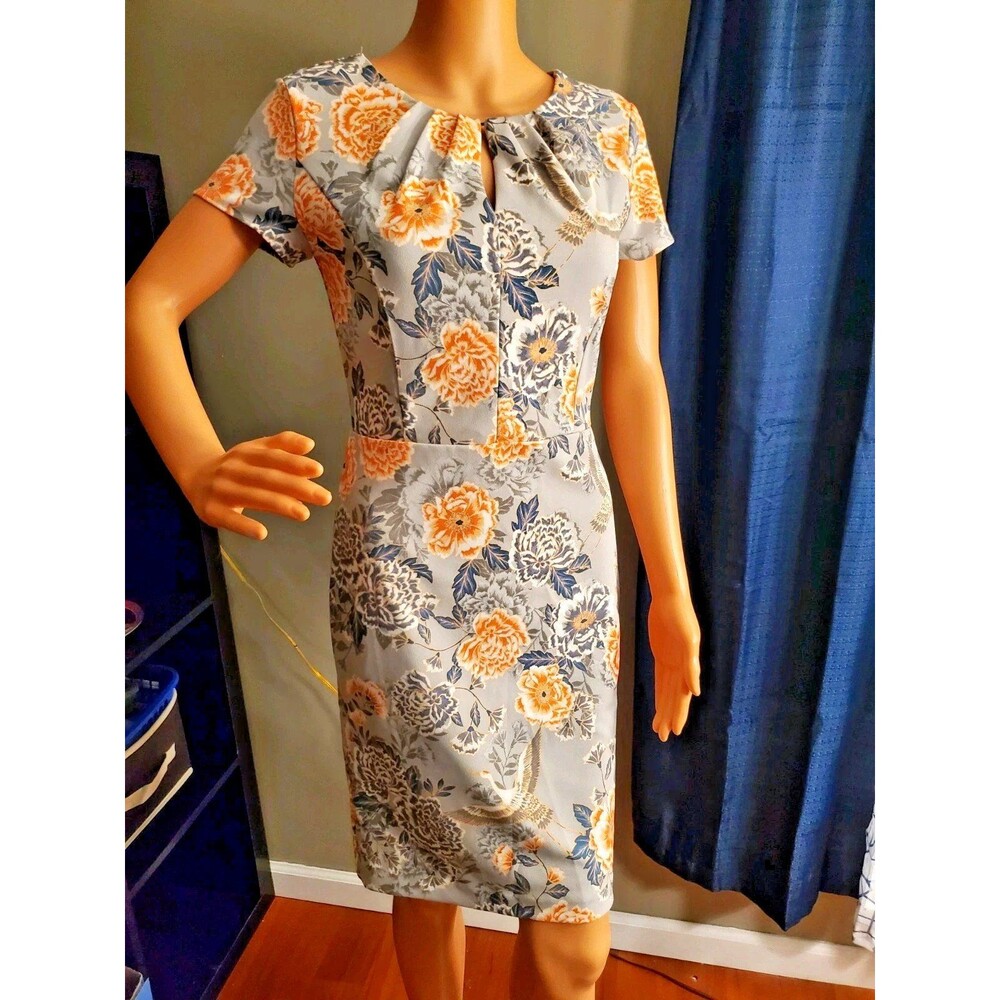 Banana Republic Gray Blue Floral Crane Sheath Dress w/Keyhole Size 6 Petite